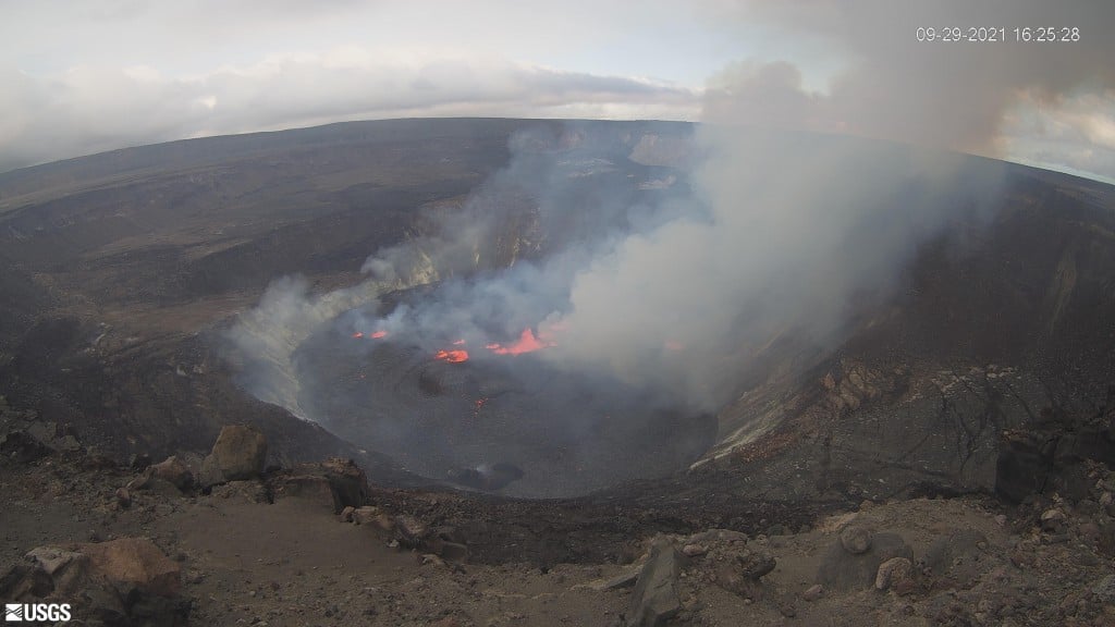 Lava Has Once Again Returned to Halemaʻumaʻu CraterHere s How to See