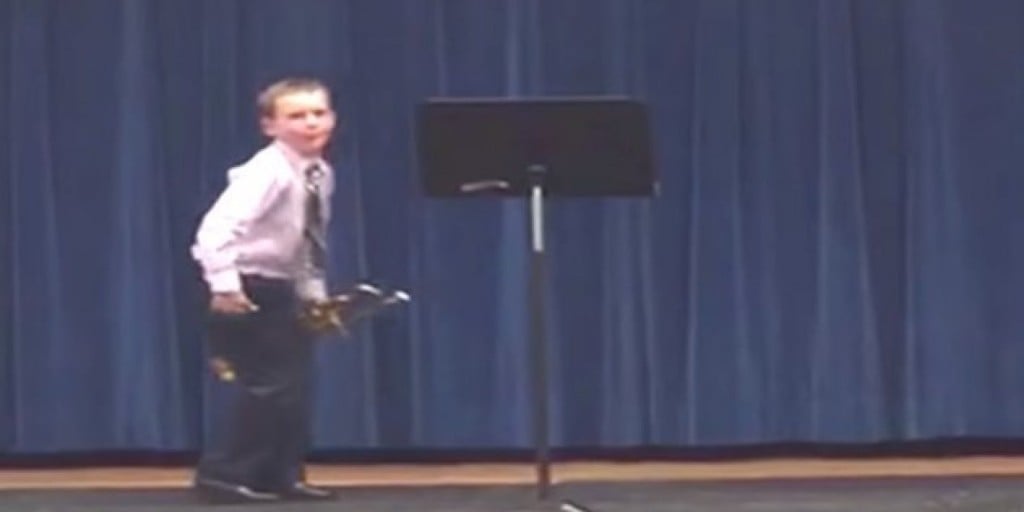 O Confident Kid Moonwalks Off Stage After Trumpet Facebook