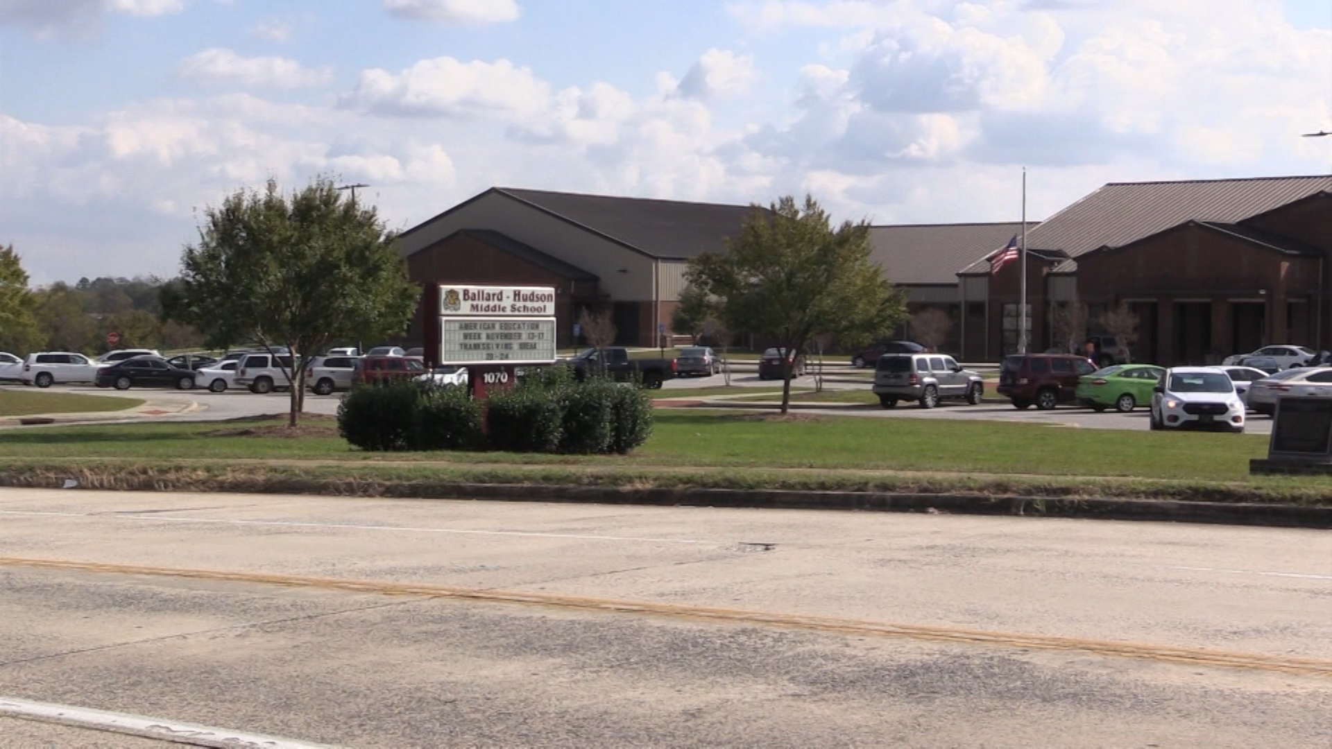 Gun prompts lockdown at Bibb County school - 41NBC News | WMGT-DT