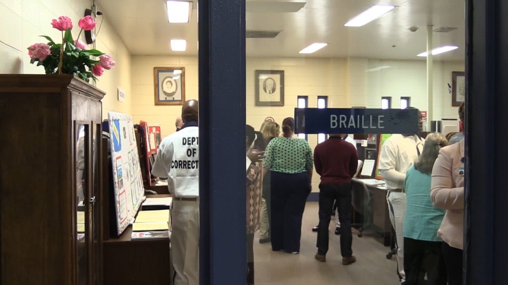 Inmates present braille presentations at Central State Prison