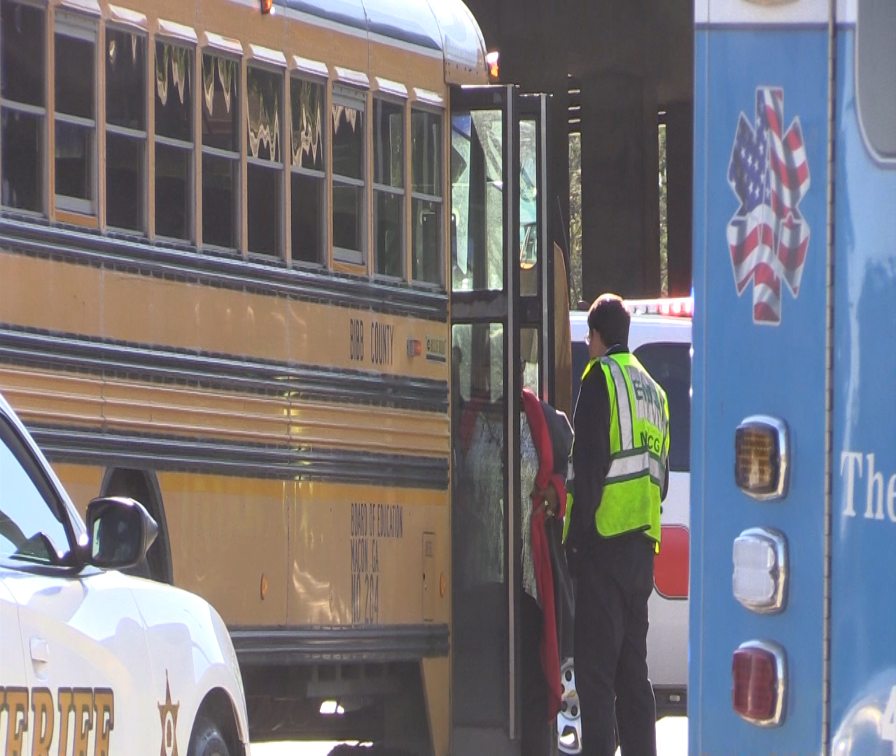 Truck driver cited in school bus crash in Macon - 41NBC News | WMGT-DT
