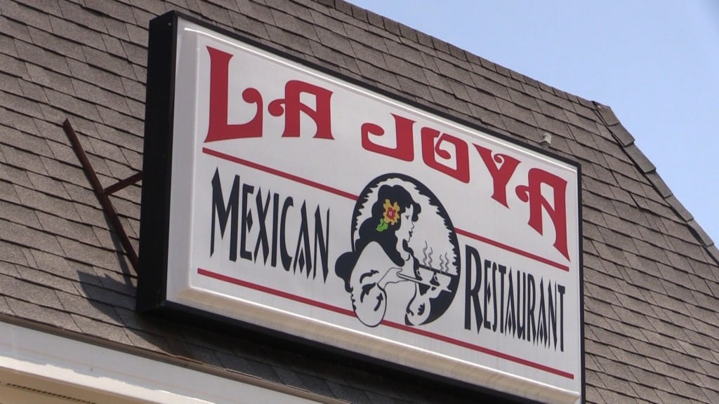 La Joya serves up authentic Mexican food in a cozy restaurant.