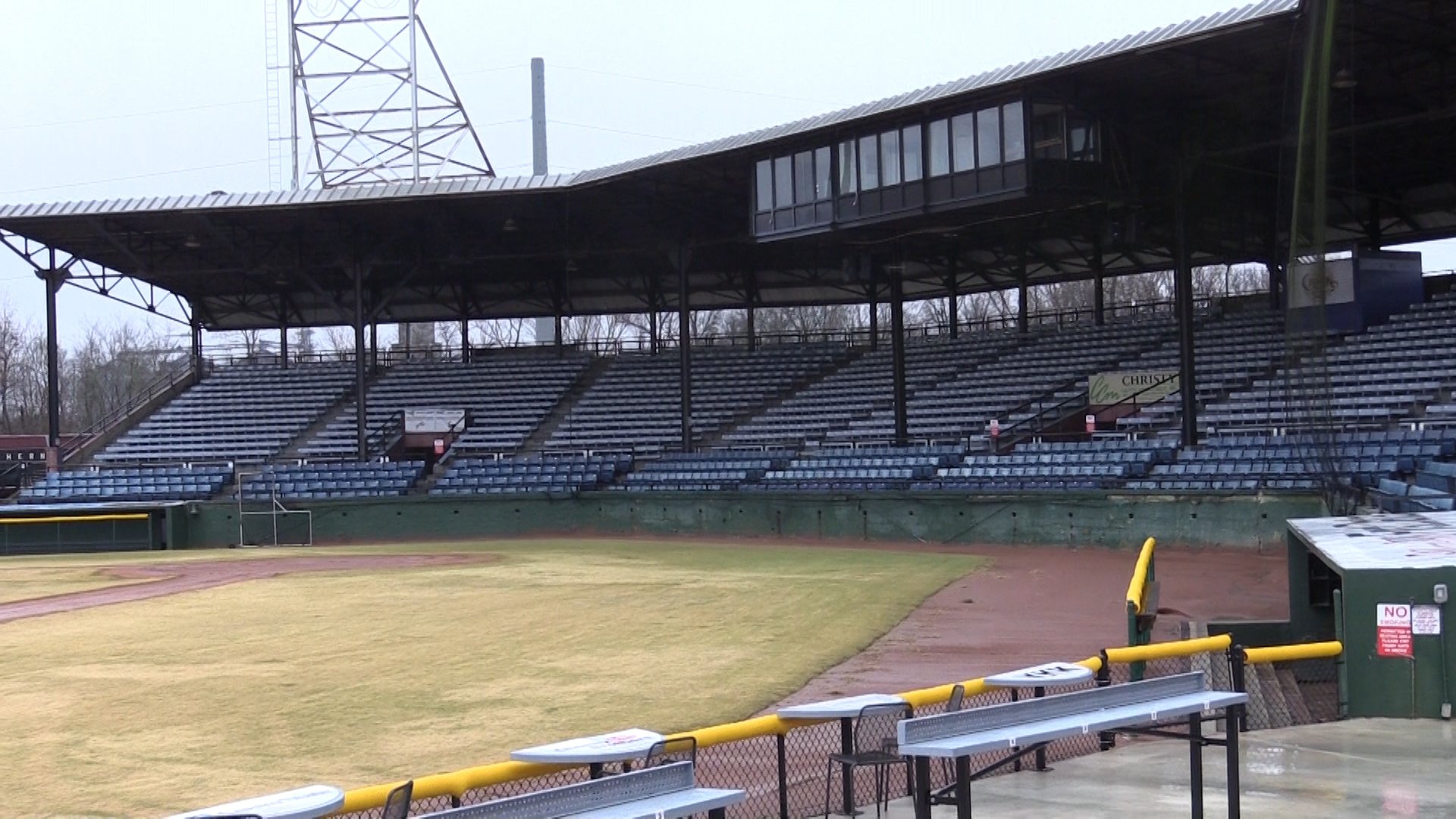Luther Williams Field-Macon Bacon 