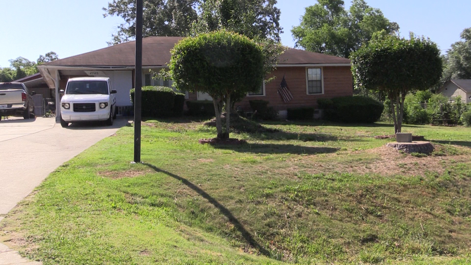 The home sits on Lakeshore Avenue in Macon.