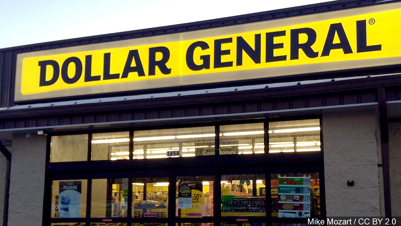 what time does dollar general close