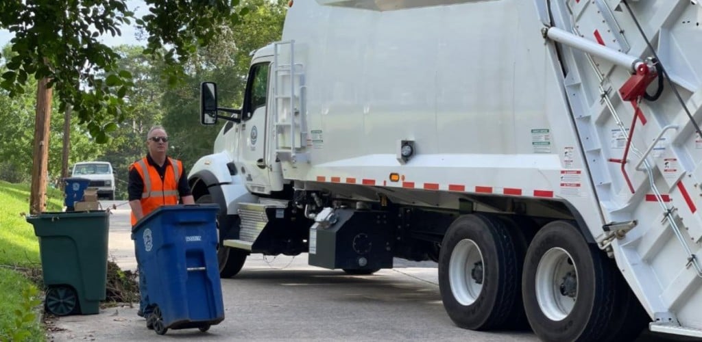 Lester Miller Sanitation Truck