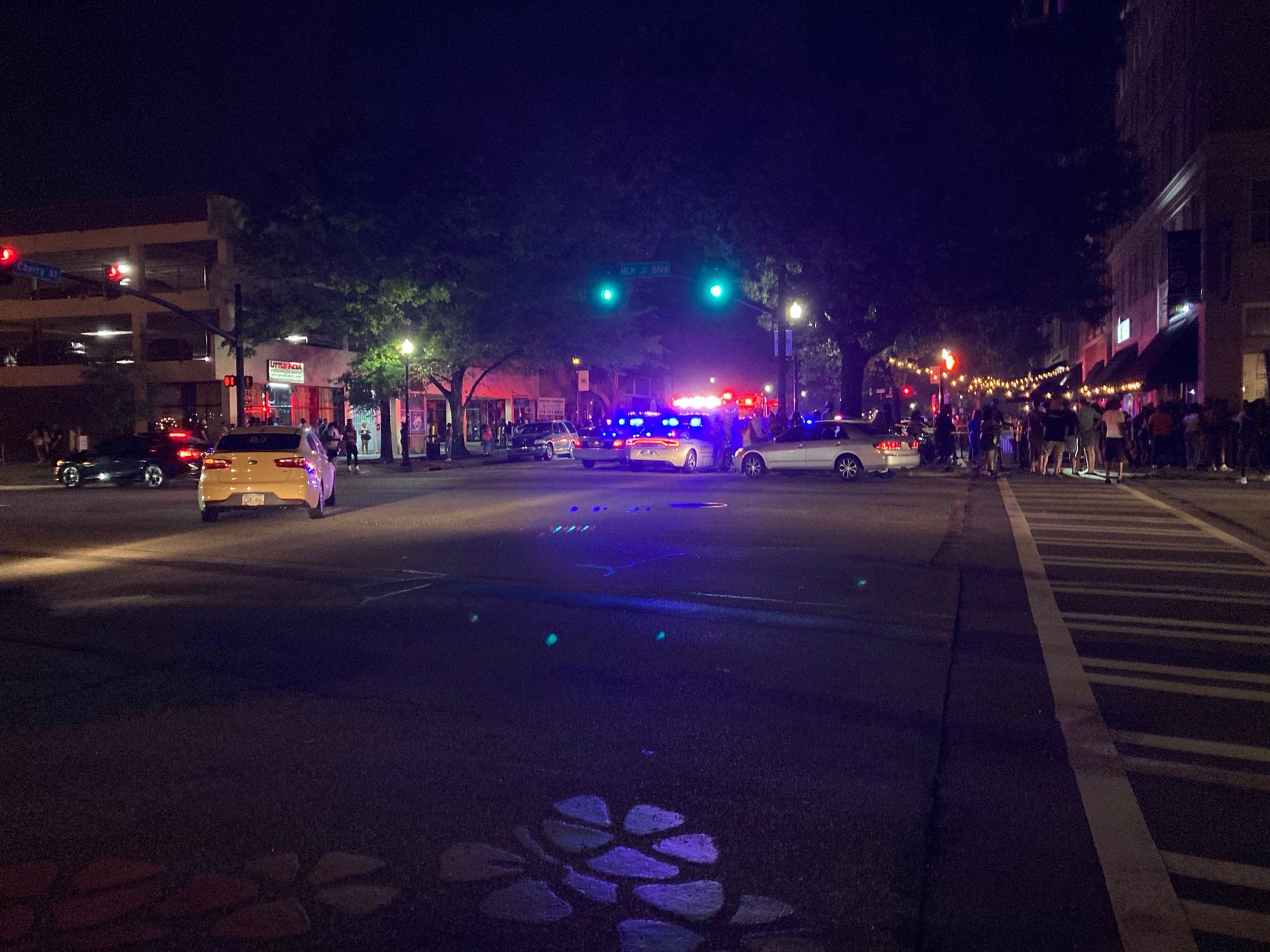 Coroner: 3 shot, 2 dead in downtown Macon shooting