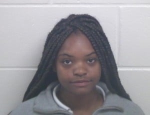 Jail Inmate Dent Alexis Sierra Front 11122021 012329 962 Pm