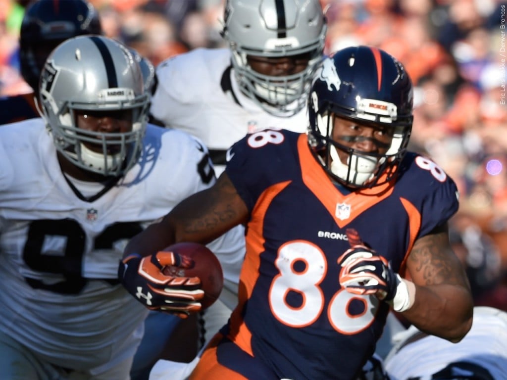 NFL Legend Peyton Manning honors Demaryius Thomas