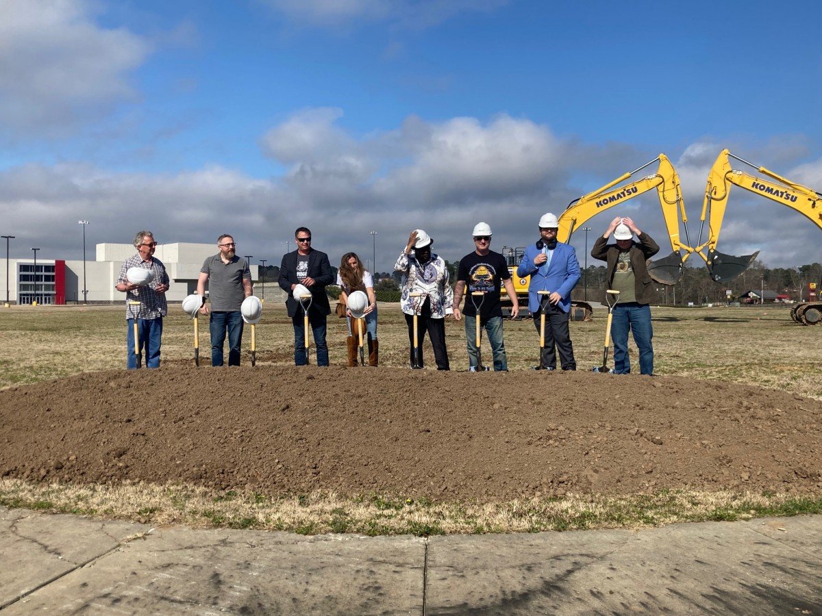 Macon-Bibb leaders break ground on new amphitheater