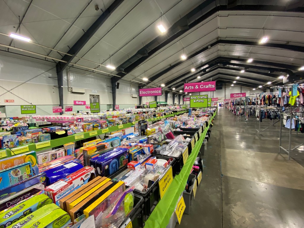 Perry consignment sale
