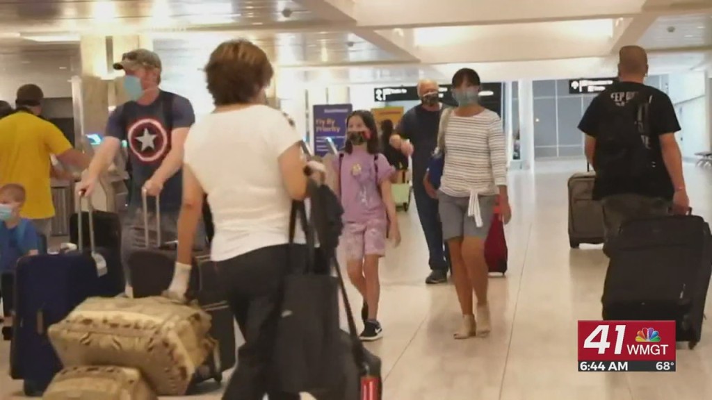 Morning Business Report: Cdc Plans To Lift Mask Mandate For Airports And Airplanes