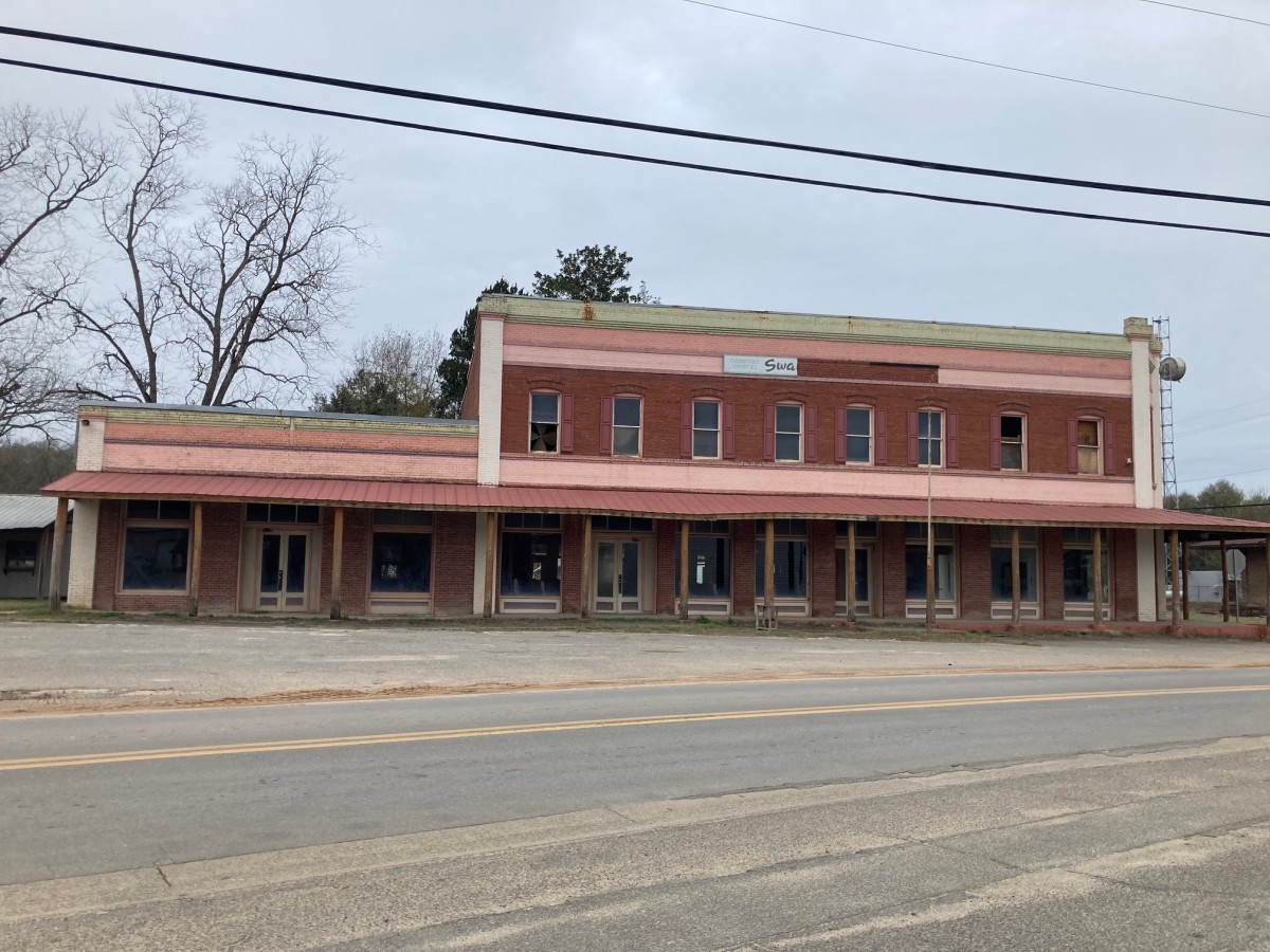 Toomsboro Development Corporation to purchase land for revitilization