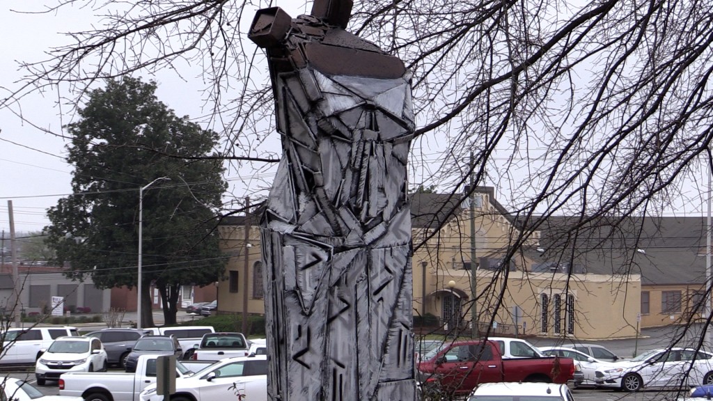 Vo Sculpture Walk 0311202200 00 11 01still001