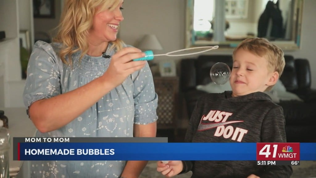 Mom To Mom: Home Made Bubbles