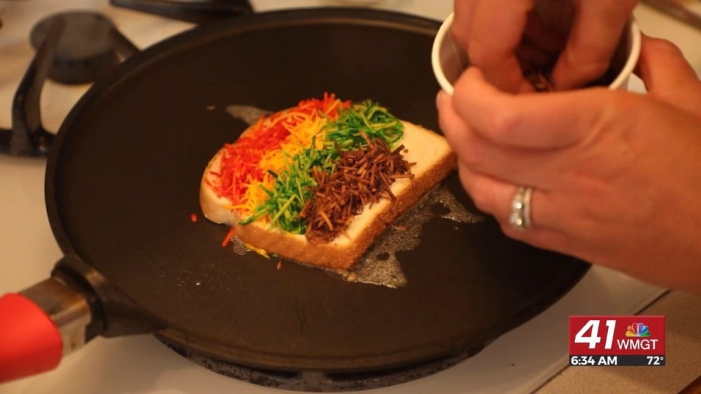 Mom To Mom: Rainbow Grilled Cheese