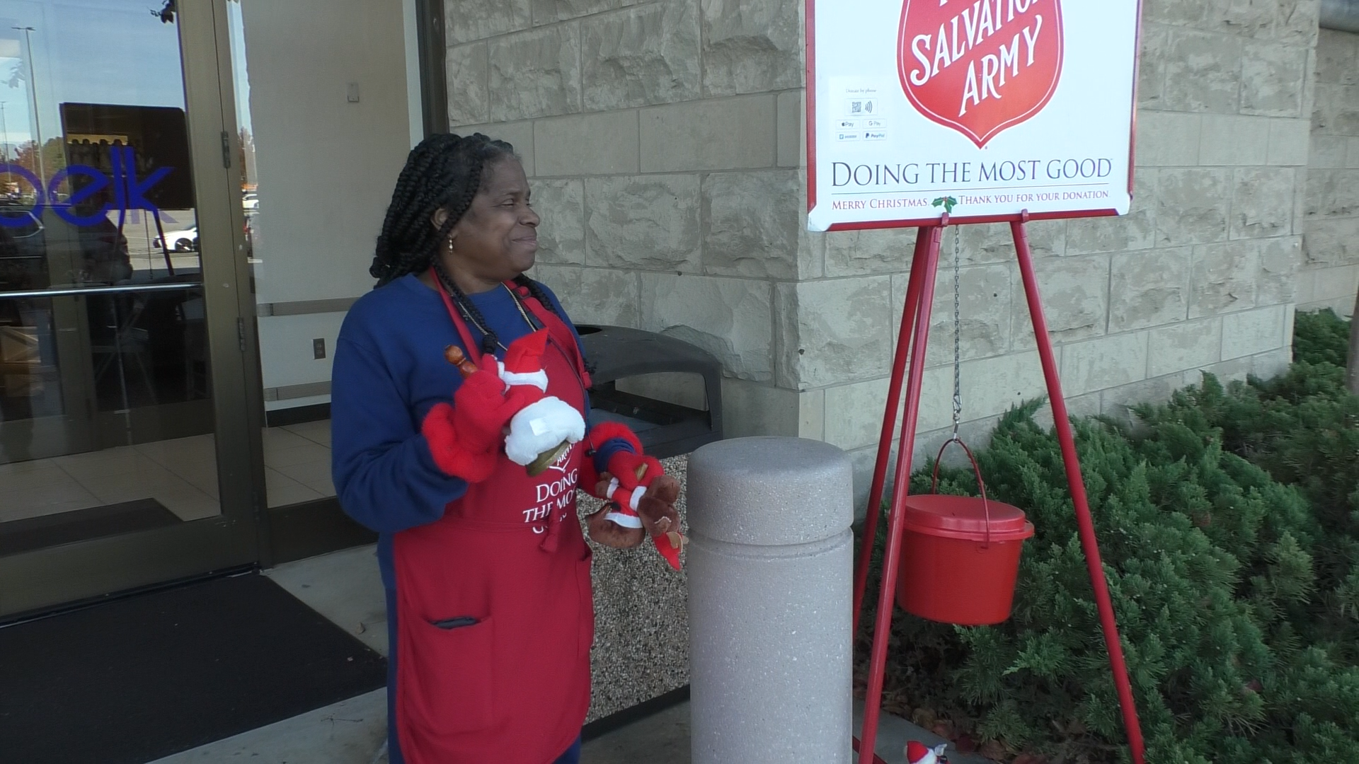 Salvation Army Christmas Kettle fundraiser begins