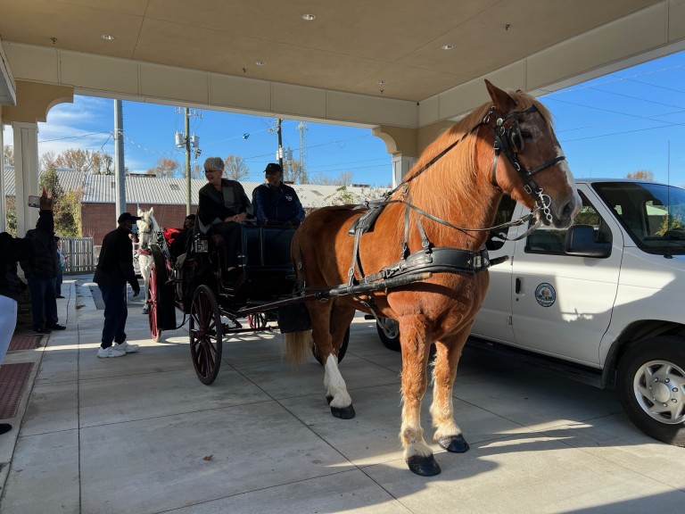 Macon Mental Health Matters spreads joy to seniors at Elaine Lucas Senior Center