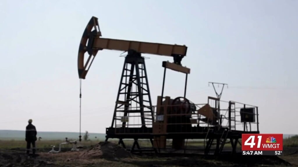 Morning Report: Opec Cuts Oil Production