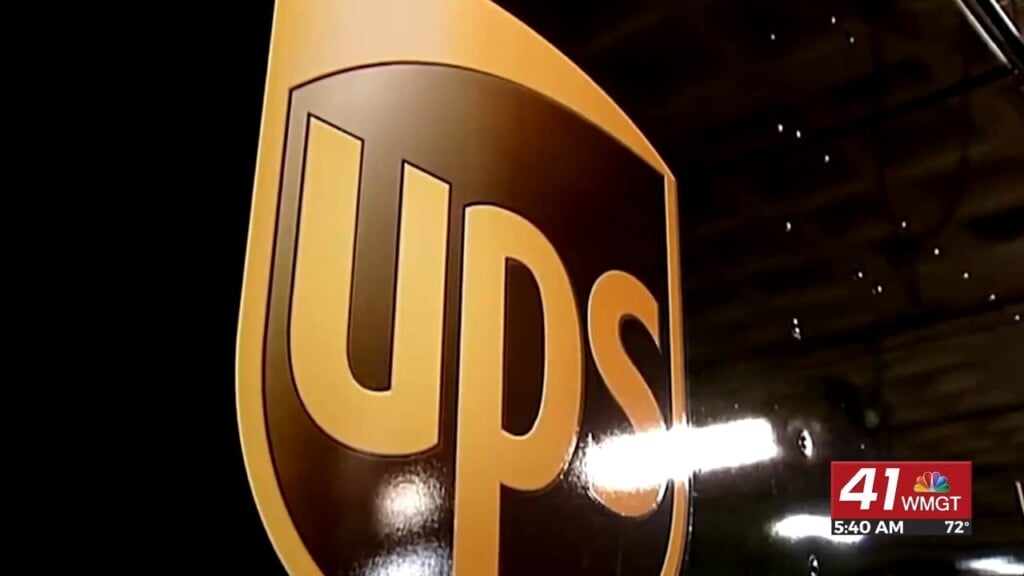 Morning Business Report: Teamsters Union Keeps Up Pressure Despite Offer From Ups