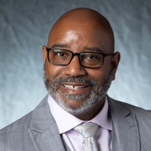 Dr Michael Snowden