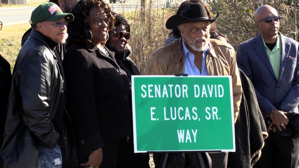 Senator David E Lucas Sr Way