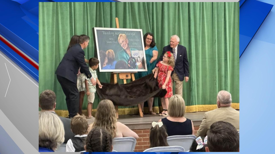 Sandra Dunagan Deal Elementary Reveal Gfx