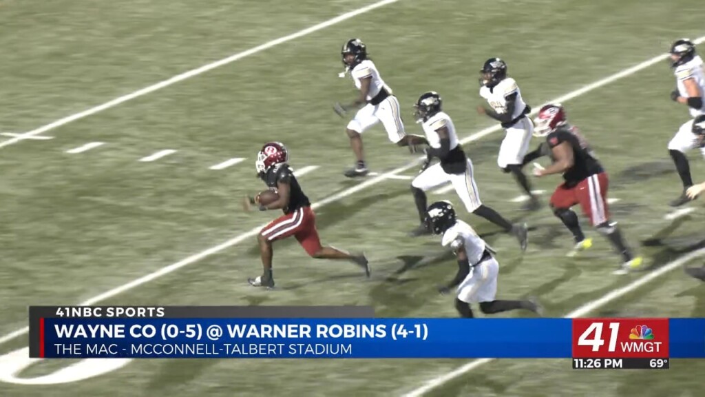 Week 7 Football: Warner Robins Battles Wayne County