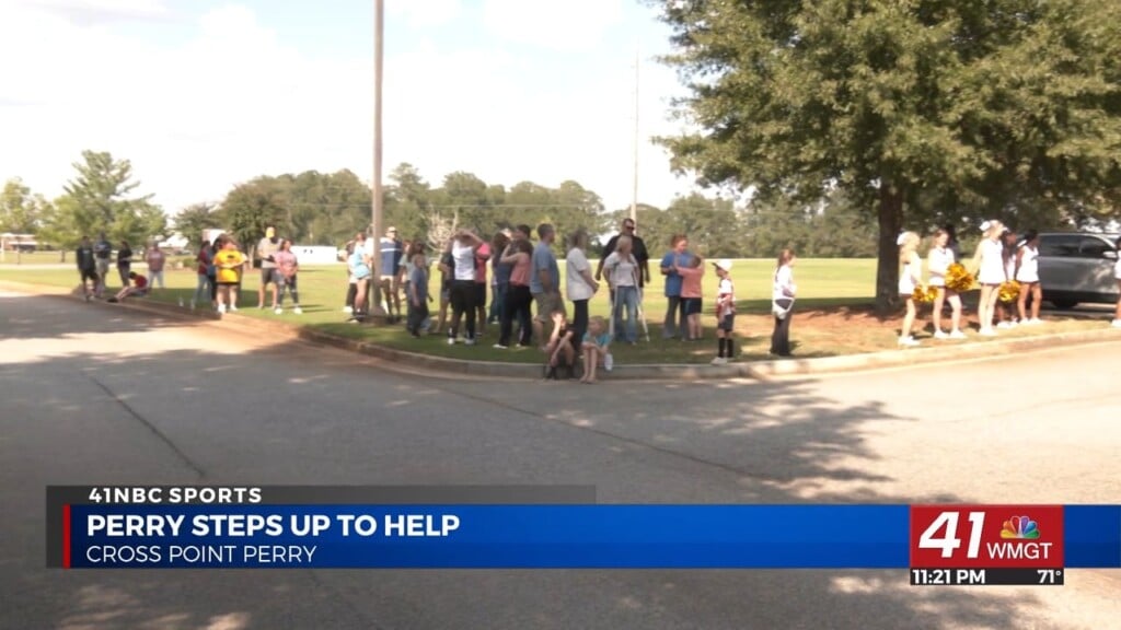 Wayne County Football Team Steps Up To Help Community After Hurricane Helene