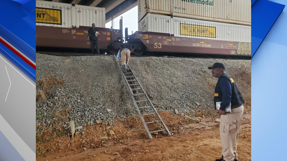 Train Collision Investigation Macon Bibb Coroner Leon Jones Photo Gfx