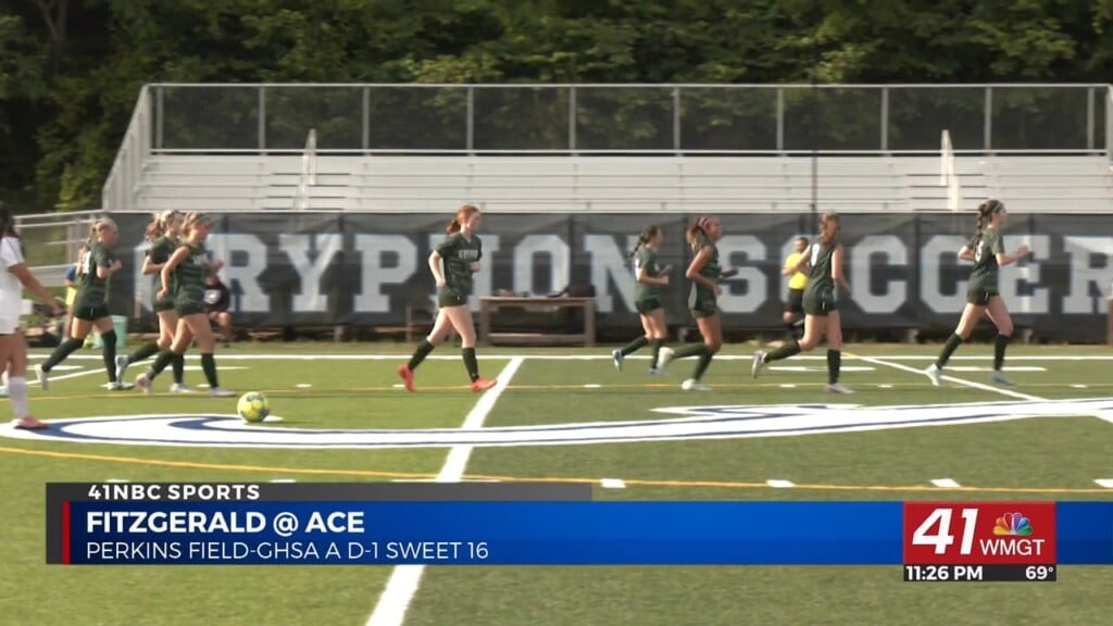Ace Lady Gryphons Advance To The Elite Eight