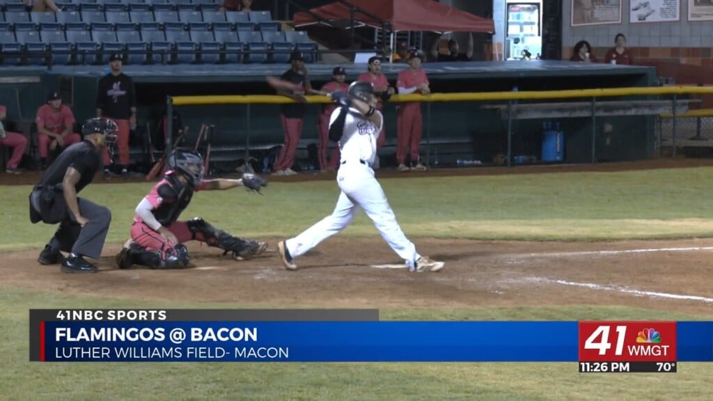Macon Bacon Improve To 6 9 With Victory Over The Flamingos