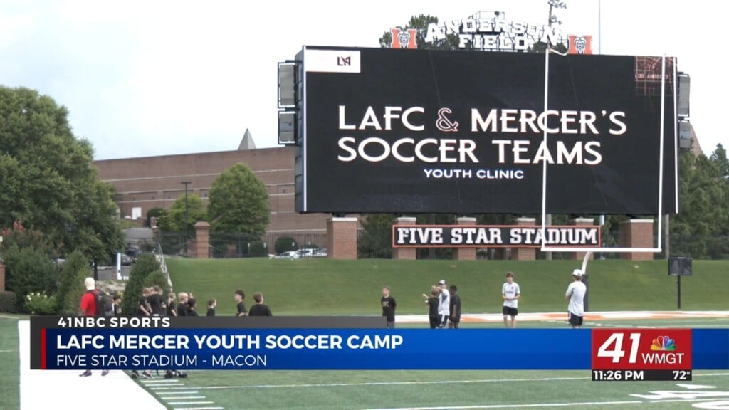 Lafc Hosts Youth Camp At Five Star Stadium
