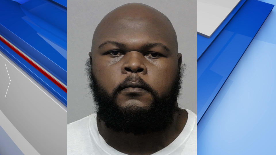 Rouse Booking Photo Gfx