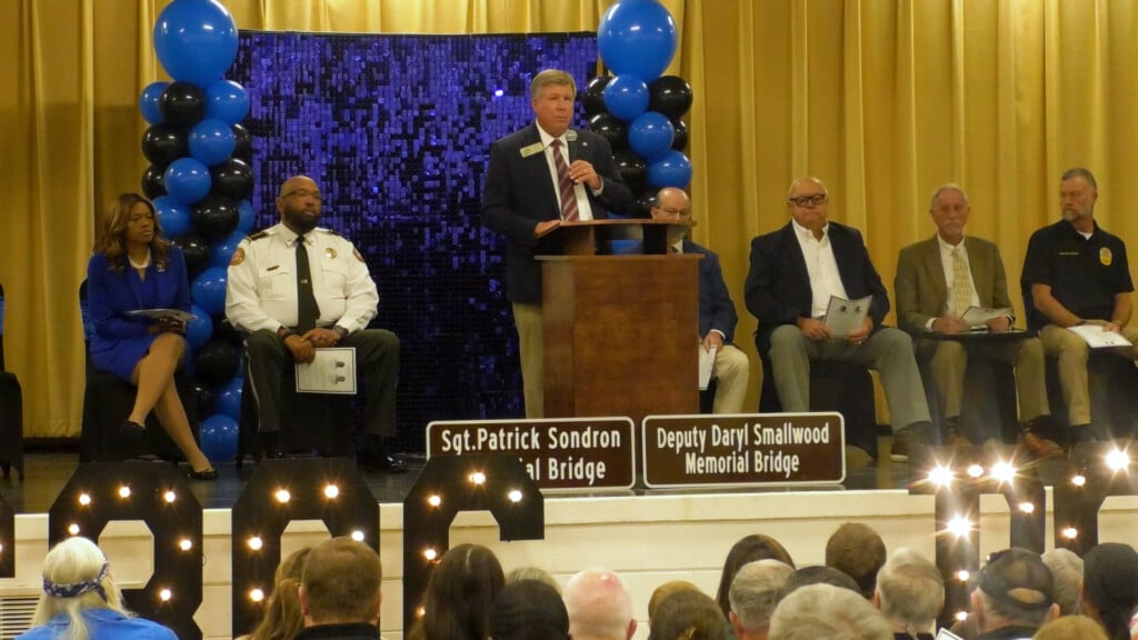 Vosot00 01 15 00still001