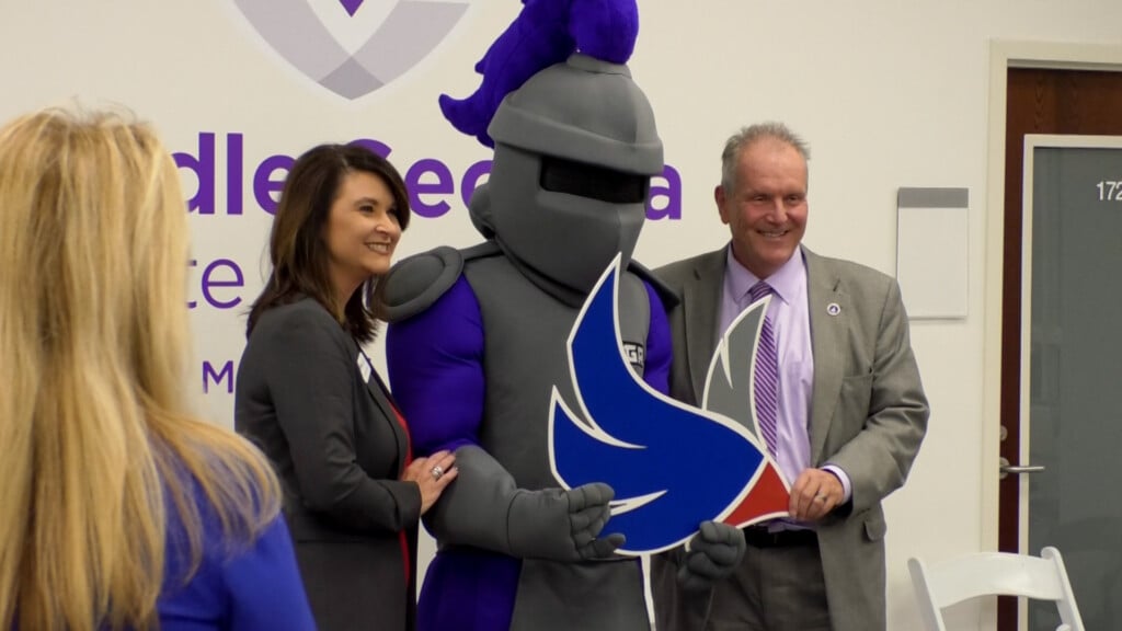 Vosot00 01 19 11still001