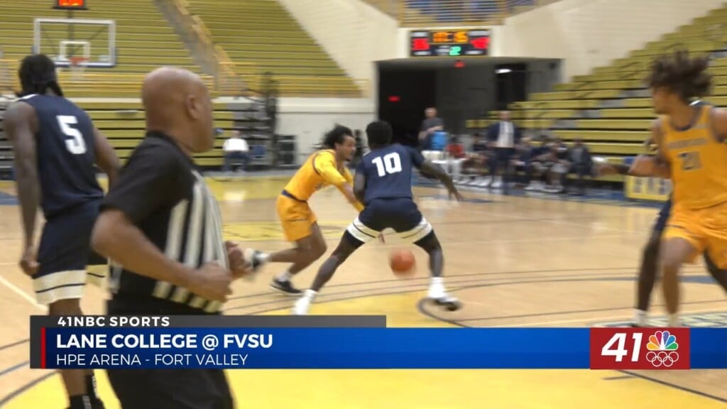 Fort Valley Takes On Lane College As They Look To Improve Their Record