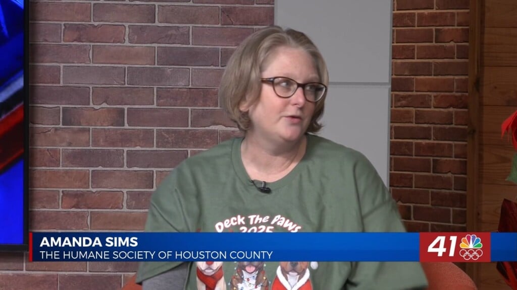 Deck The Paws: Humane Society Of Houston County Hosting Holiday Fundraiser In Perry