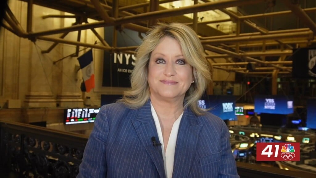 Morning Business Report: Federal Reserve Holds Interest Rates As Markets And Consumers Watch Next Moves