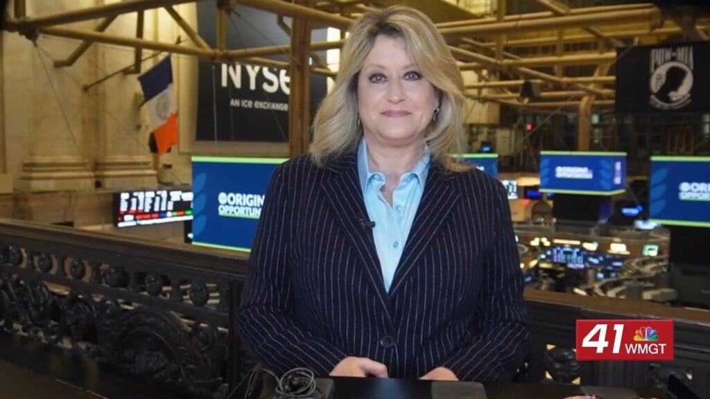 Morning Business Report: Trump Says Iran War Nearing Completion As Markets Swing And New Economic Trends Emerge