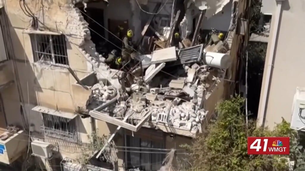 Iranian Missile Strikes Hit Southern Israel Near Nuclear Site, Raising Fears Of Wider Middle East Escalation