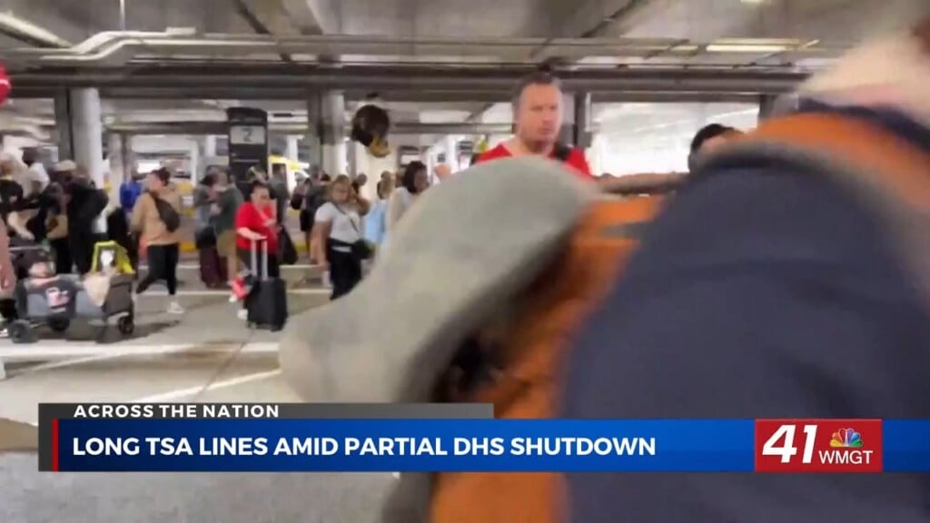 Long Tsa Lines Frustrate Travelers As Partial Dhs Shutdown Strains Airport Security