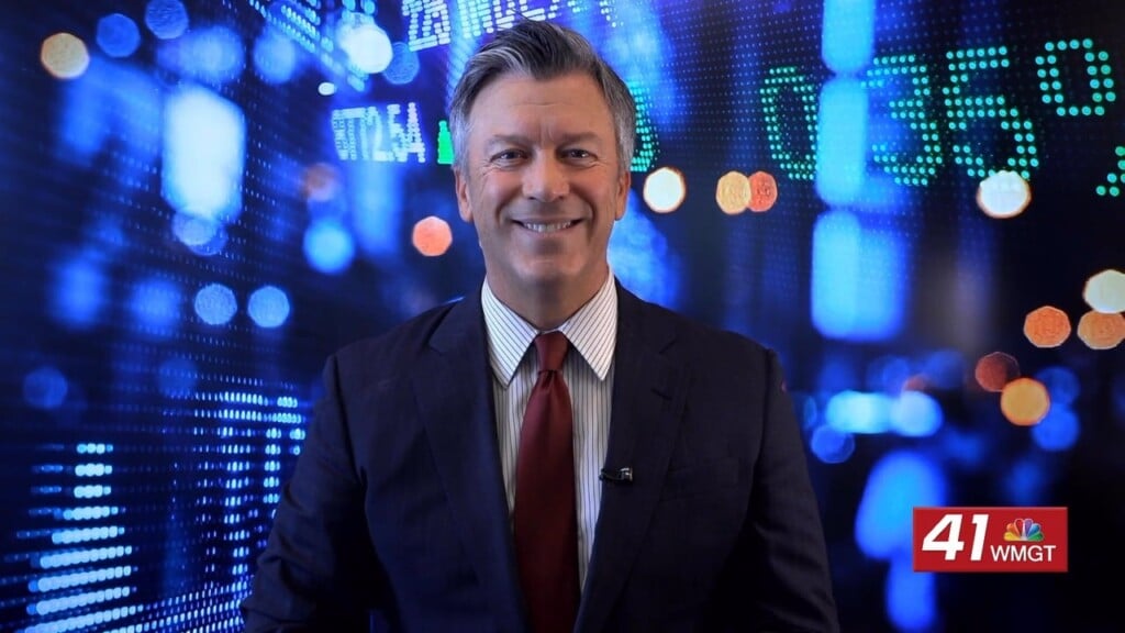 Morning Business Report: Ackman Touts Stocks As Fed Signals No Rate Cut, Nfl Expands Streaming Deals