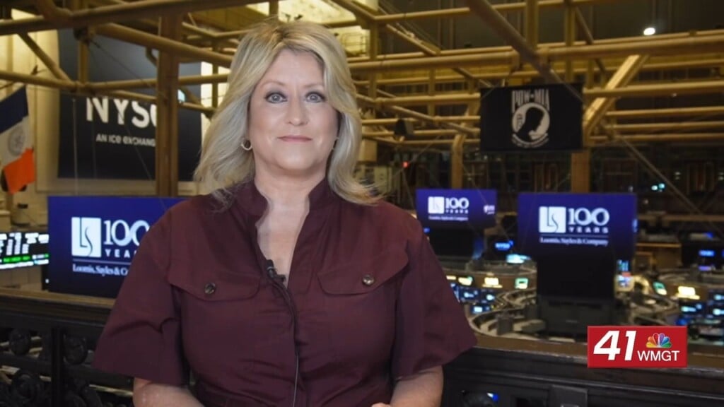 Morning Business Report: Doj Investigates Nfl Over Media Rights, Consumer Concerns