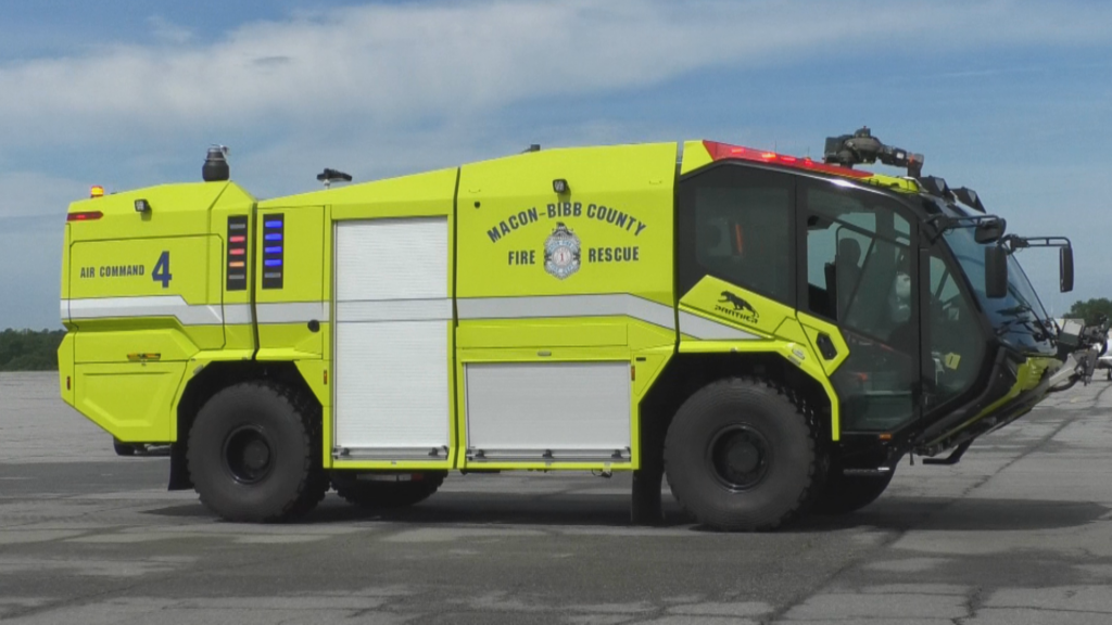 airport fire rescue truck macon-bibb county fire department