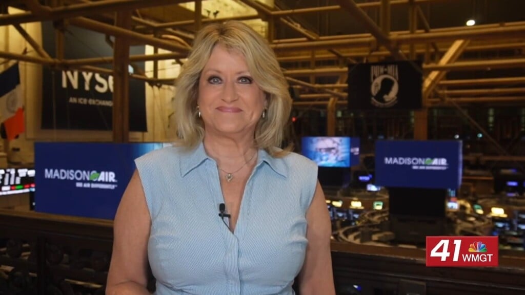 Morning Business Report: Ticketmaster Monopoly Ruling, Fed Tensions And Ai Pivot Shake Business Landscape