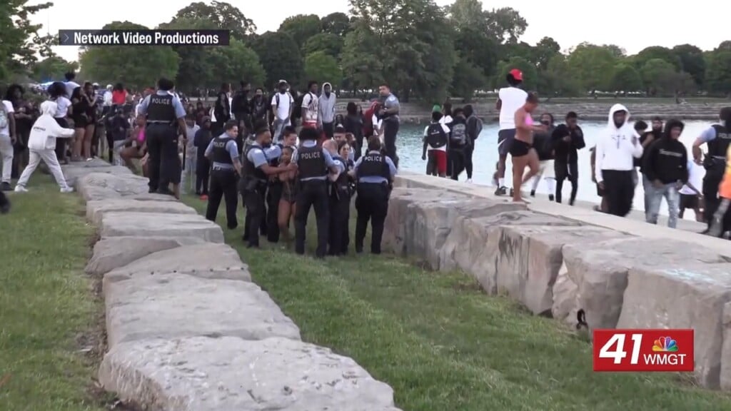 Chicago Teen Takeover Chaos Sparks Arrests And New Proposals