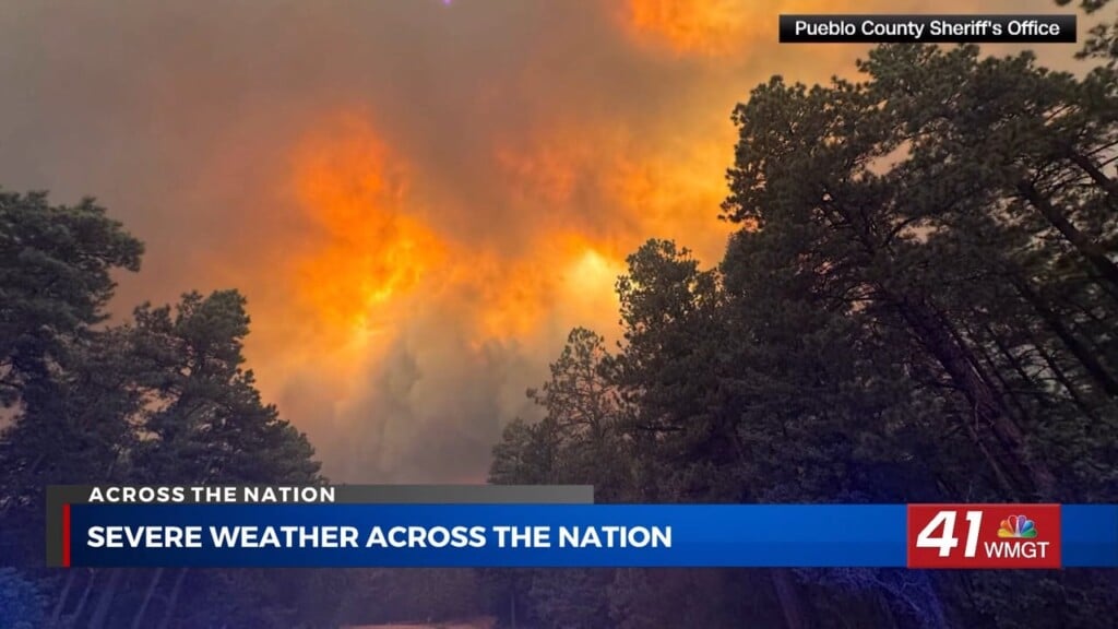 Colorado Wildfires Grow As Officials Warn Against Fourth Of July Fireworks Amid Dangerous Heat