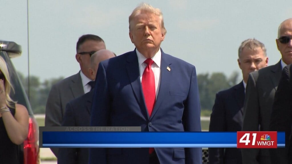 Trump Honors Fallen Troops Amid Growing Political Divide Over Iran War