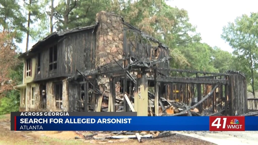 Suspected Arsonist Caught On Video Setting Lawrenceville Home On Fire